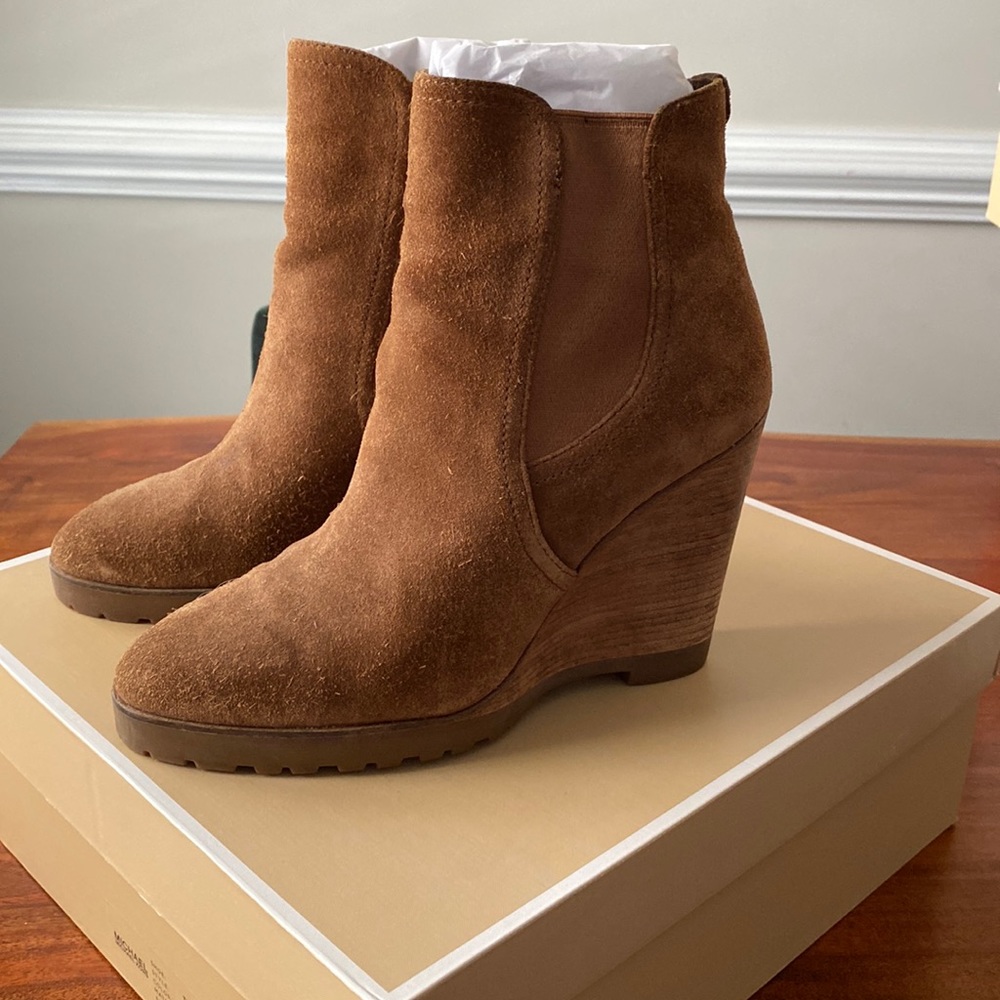 Michael Kors Thea suede wedges